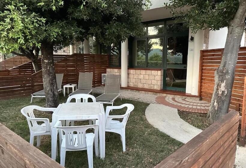 غرفة قياسية رباعية مطلة على الحديقة, Villa De Santis