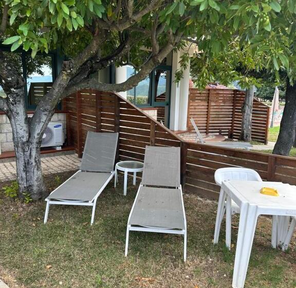 غرفة قياسية رباعية مطلة على الحديقة, Villa De Santis