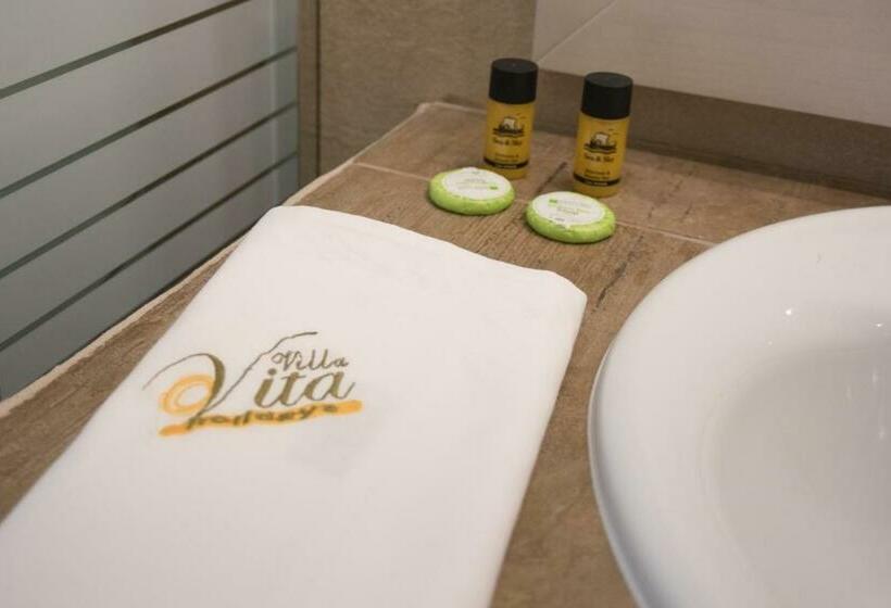 디럭스 스튜디오, Villa Vita Holidays