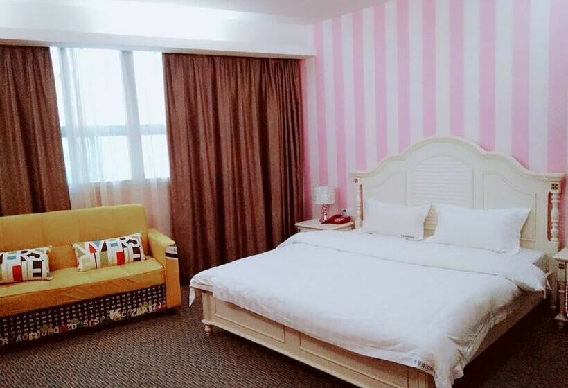 Quarto Deluxe, Aiqinhai