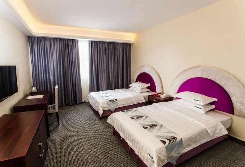 Quarto Deluxe, Aiqinhai