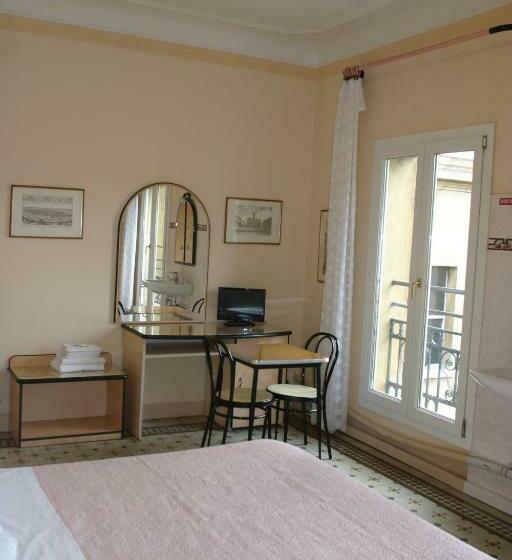 Ortak Banyolu Standart Oda, Panorama Bologna Centro