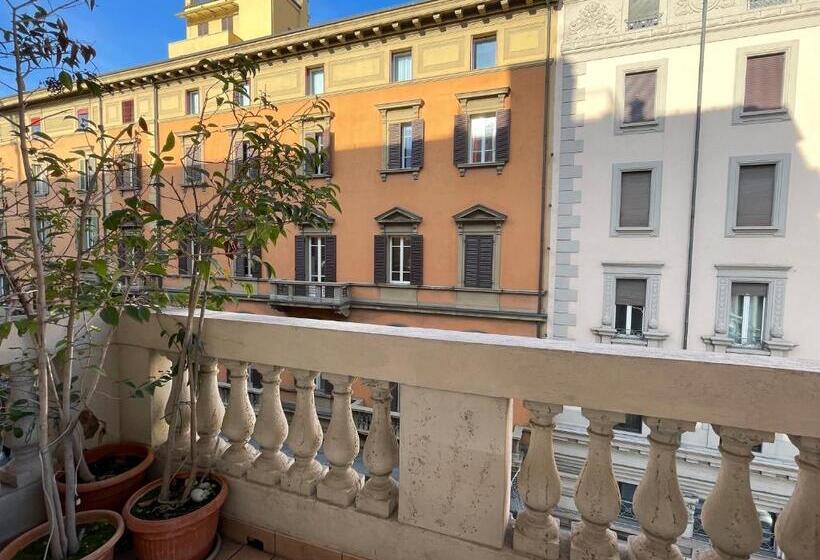 اتاق استاندارد پریمیوم سه تخته, Panorama Bologna Centro