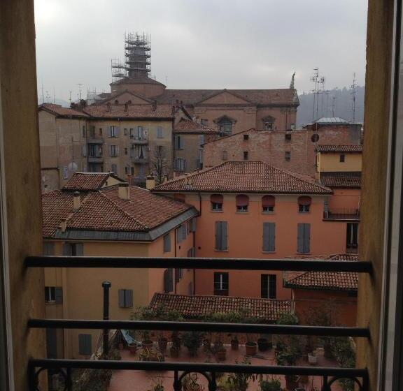 اتاق استاندارد یک تخته با سرویس بهداشتی مشترک, Panorama Bologna Centro