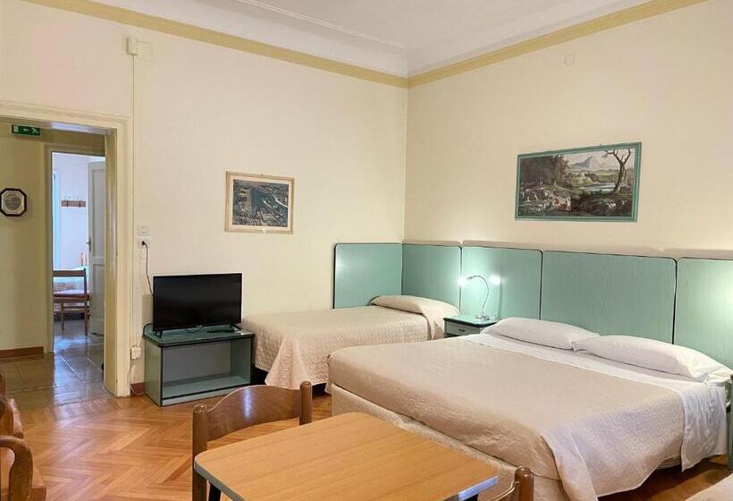 اتاق استاندارد سه تخته با سرویس بهداشتی مشترک, Panorama Bologna Centro