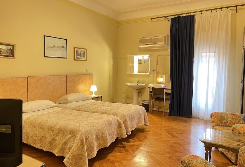 Ortak Banyolu Tek Kişilik Standart Oda, Panorama Bologna Centro