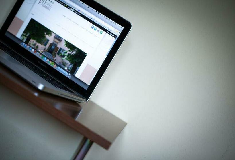 스탠다드 룸, Fabbrini