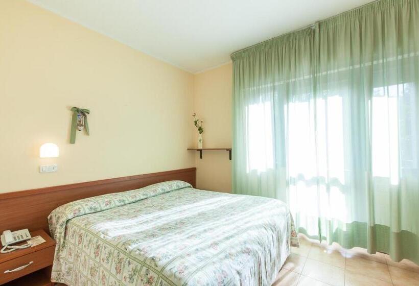 חדר סטנדרט יחיד, Fabbrini