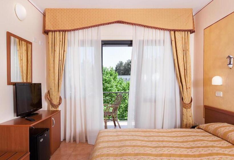 패밀리 룸, Fabbrini