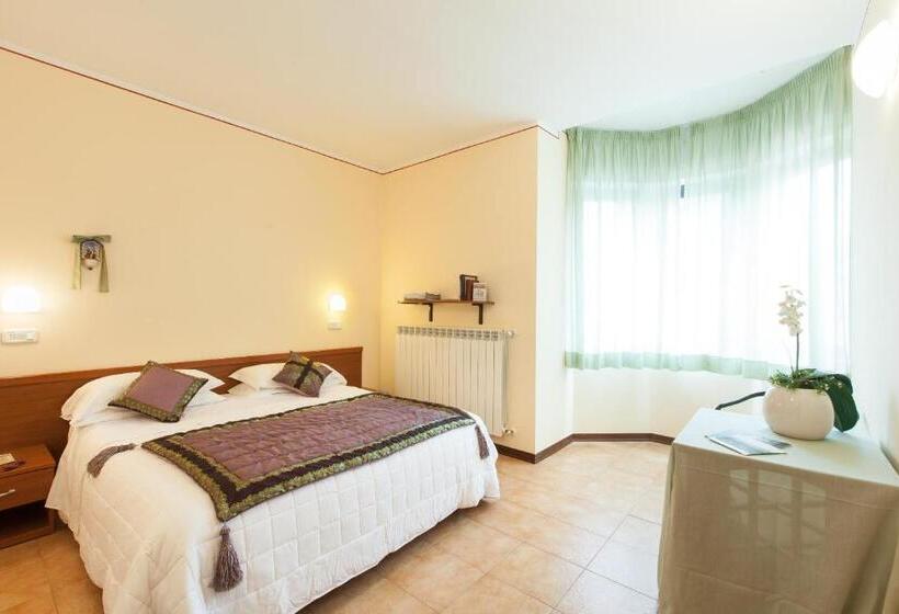 트리플 클래식 룸, Fabbrini