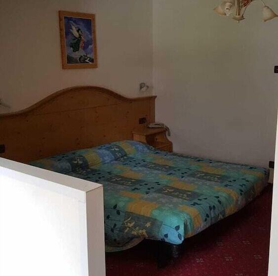 غرفة قياسية, Garni Al Nardis