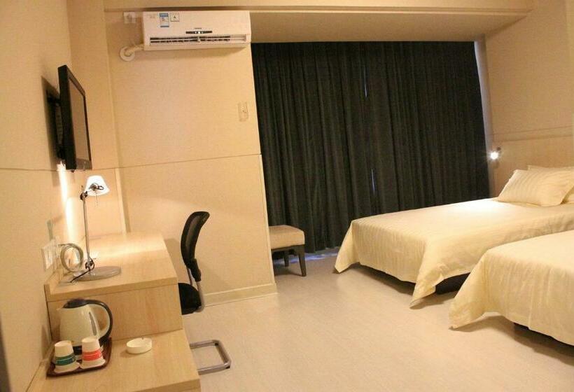 Номер Стандарт, Jinjiang Inn Longyan Wanda Plaza