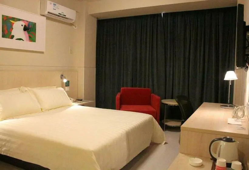 Bisneshuone, Jinjiang Inn Longyan Wanda Plaza
