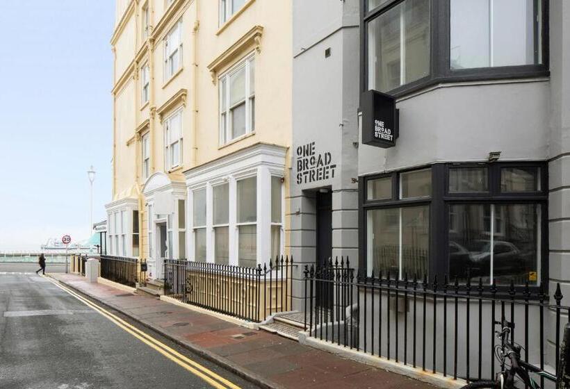 デラックスルーム, One Broad Street