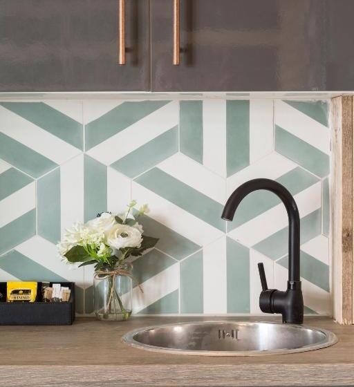 デラックスルーム, One Broad Street