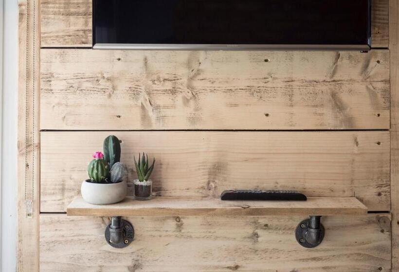 ベーシックルーム, One Broad Street