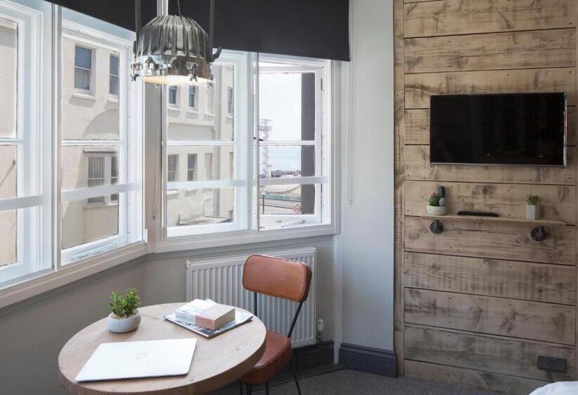 デラックスルーム, One Broad Street