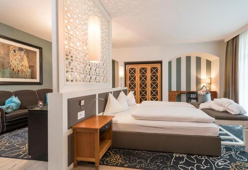 جناح ديلوكس, Post Hotel   Tradition & Lifestyle Adults Only