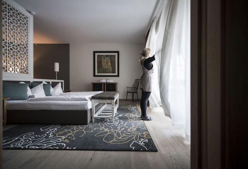 Люкс Повышенной Комфортности, Post Hotel   Tradition & Lifestyle Adults Only