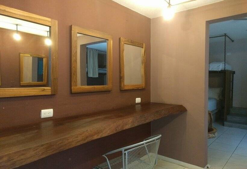 اتاق لوکس, Pachamama Hotel Hostel