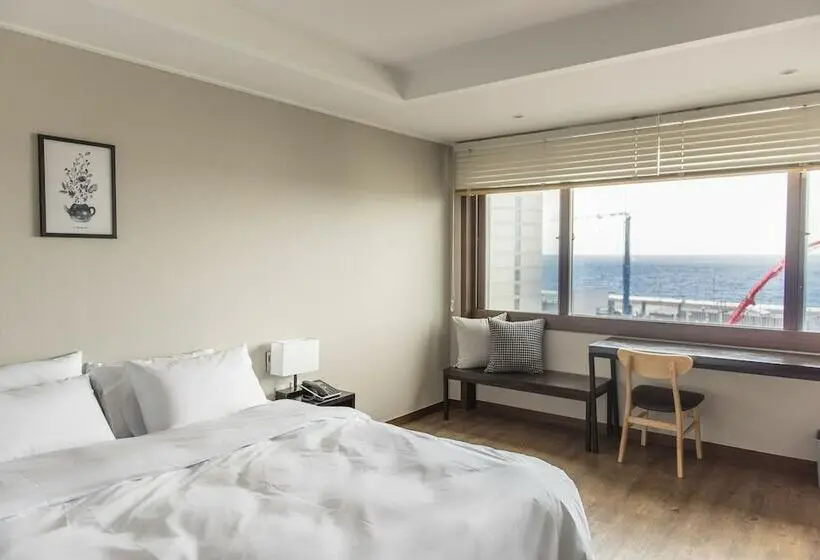デラックスルーム, Check Inn Hotel Jeju