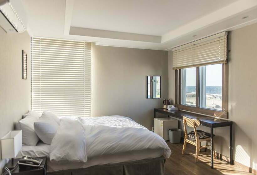 Номер Deluxe, Check Inn Hotel Jeju