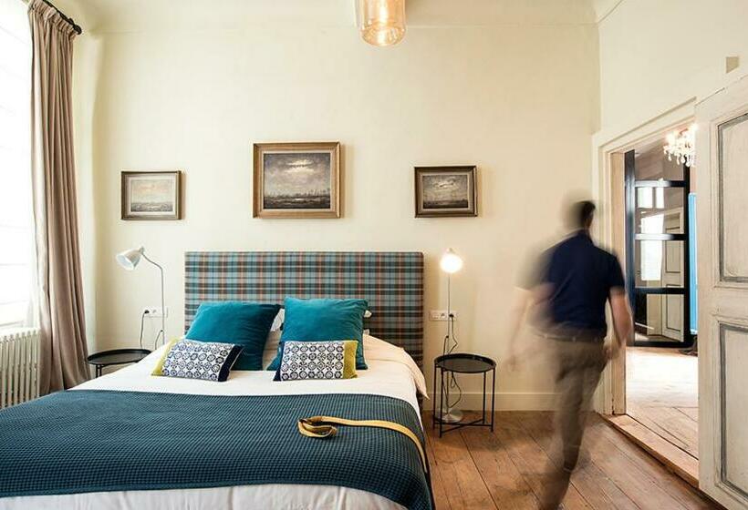 디럭스 룸, Ganda Rooms & Suites