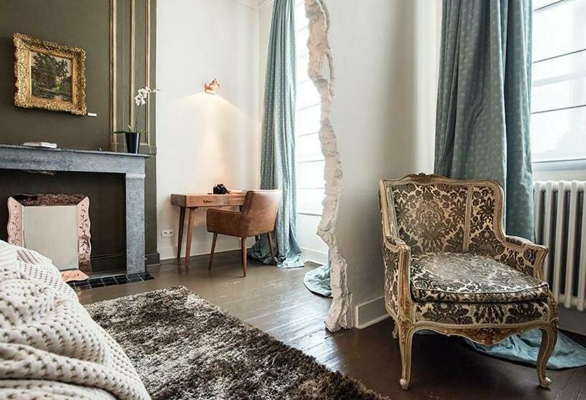 디럭스 룸, Ganda Rooms & Suites