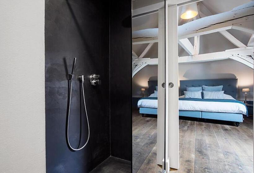 스위트, Ganda Rooms & Suites