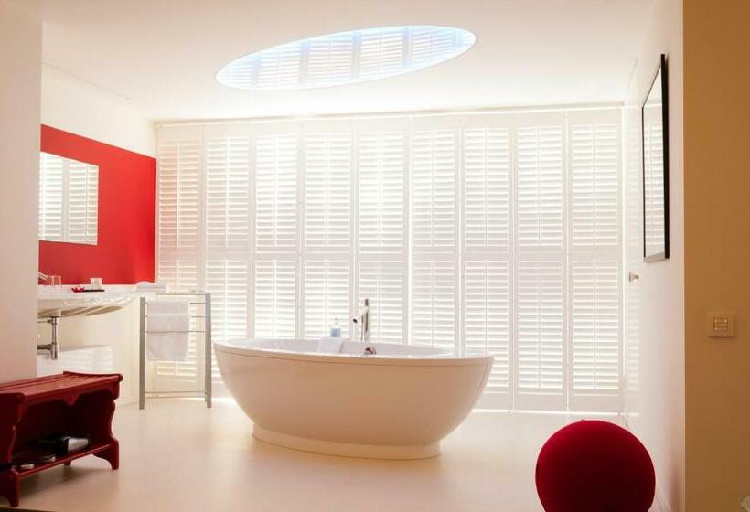 발코니 디럭스 룸, Guesthouse Ppp