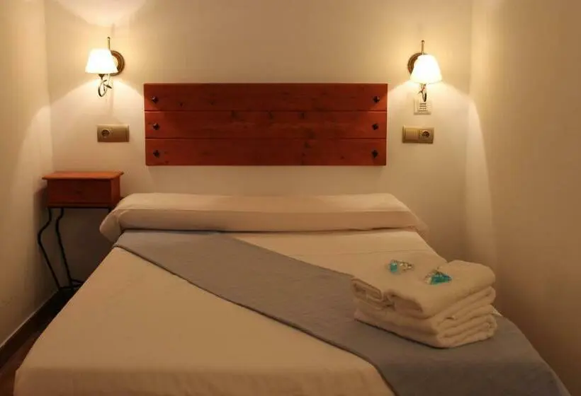 اتاق سوپریور, Hostal Amantes De Teruel