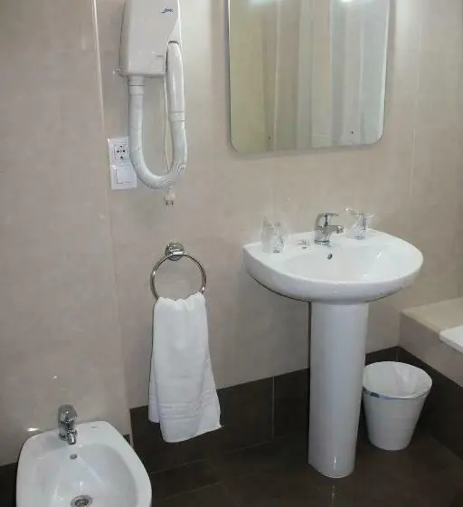 اتاق استاندارد چهار تخته, Hostal Amantes De Teruel