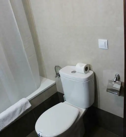 اتاق استاندارد چهار تخته, Hostal Amantes De Teruel