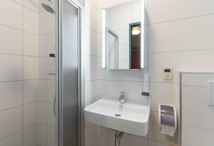 3 Kişilik Temel Oda, Mountain Hostel