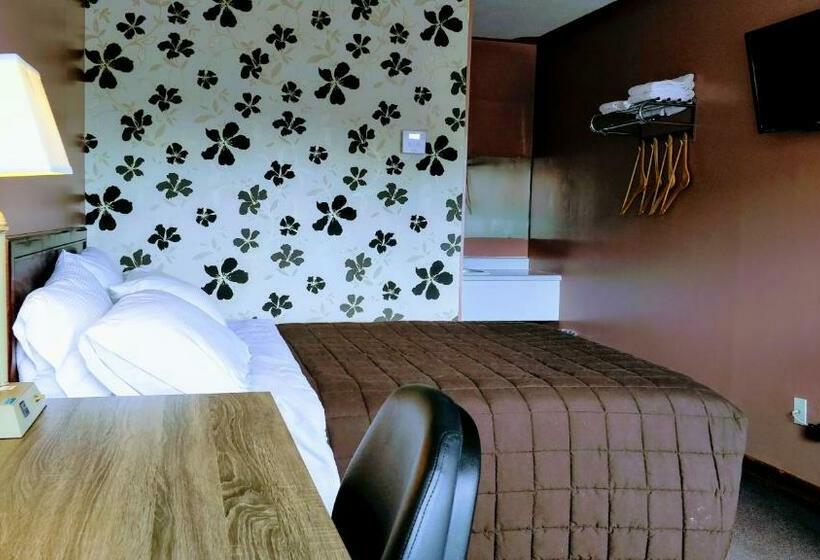 스탠다드 룸 퀸사이즈 침대, Kings Inn Midland