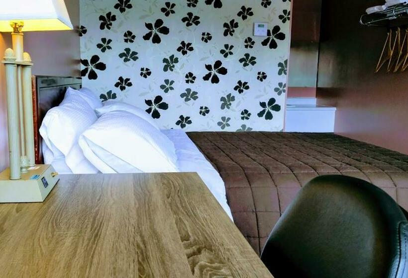 غرفة قياسية سرير ملكى, Kings Inn Midland