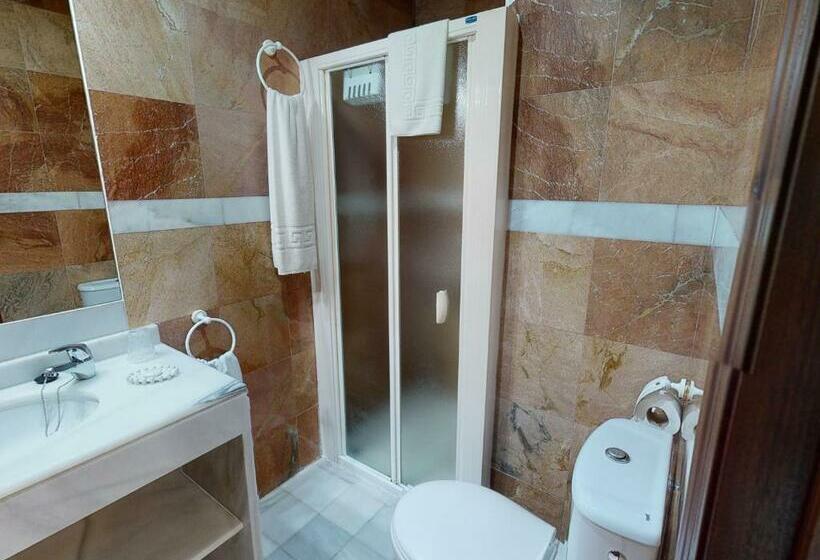 اتاق استاندارد یک نفره, La Parrita