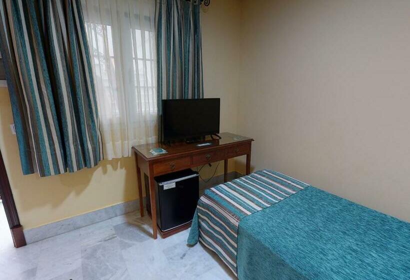 اتاق استاندارد یک نفره, La Parrita