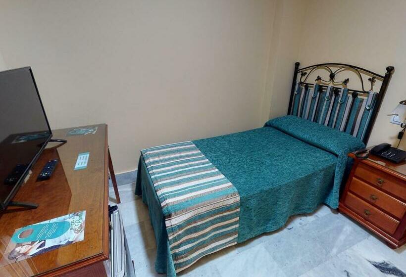 اتاق استاندارد یک نفره, La Parrita