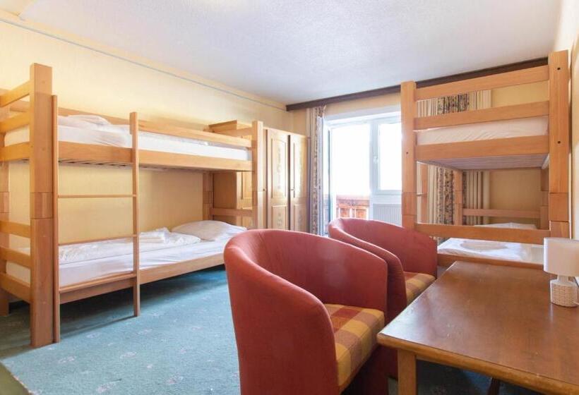 Yatak Paylaşımlı Oda, Mountain Hostel