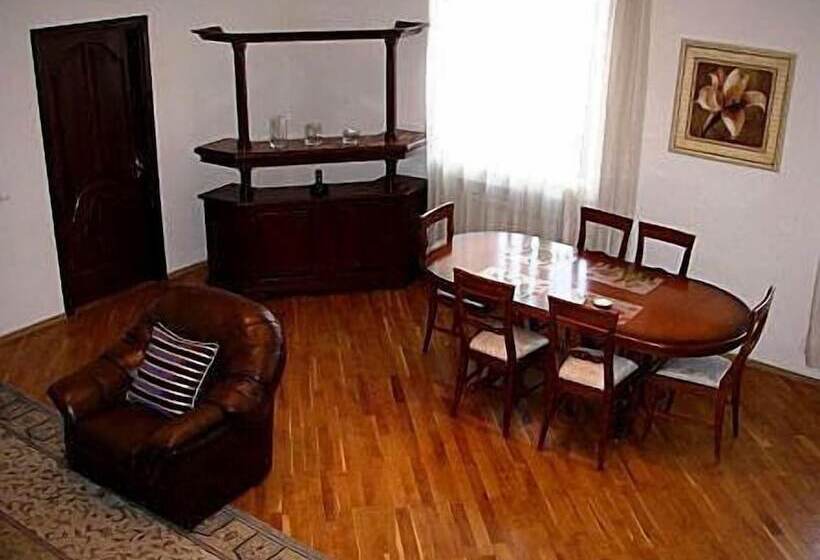 آپارتمان 2 خوابه, Uavoyage Khreschatyk Apartments