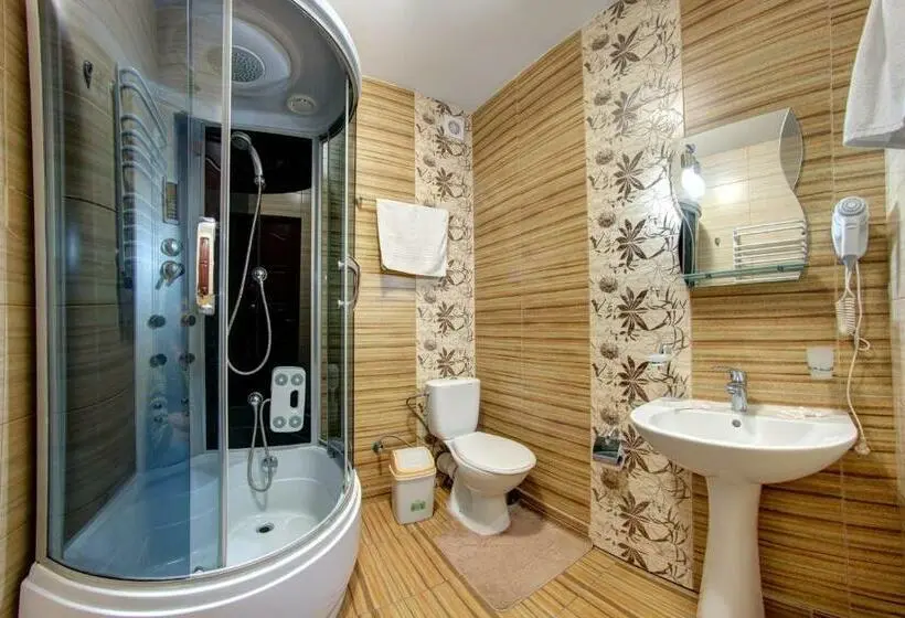سوییت, Villa Elena Spa & Resort