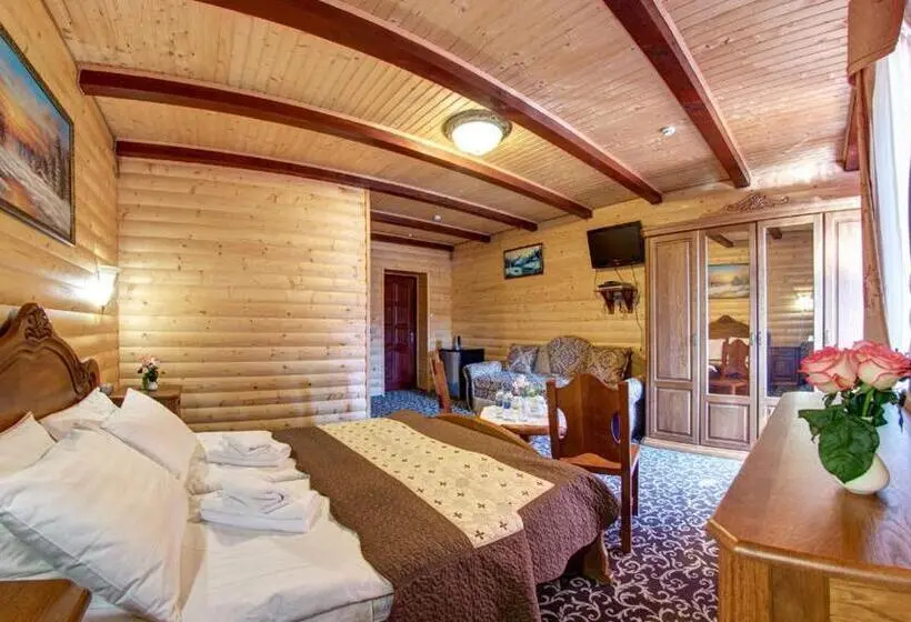 Economy Triple Room, Villa Elena Spa & Resort