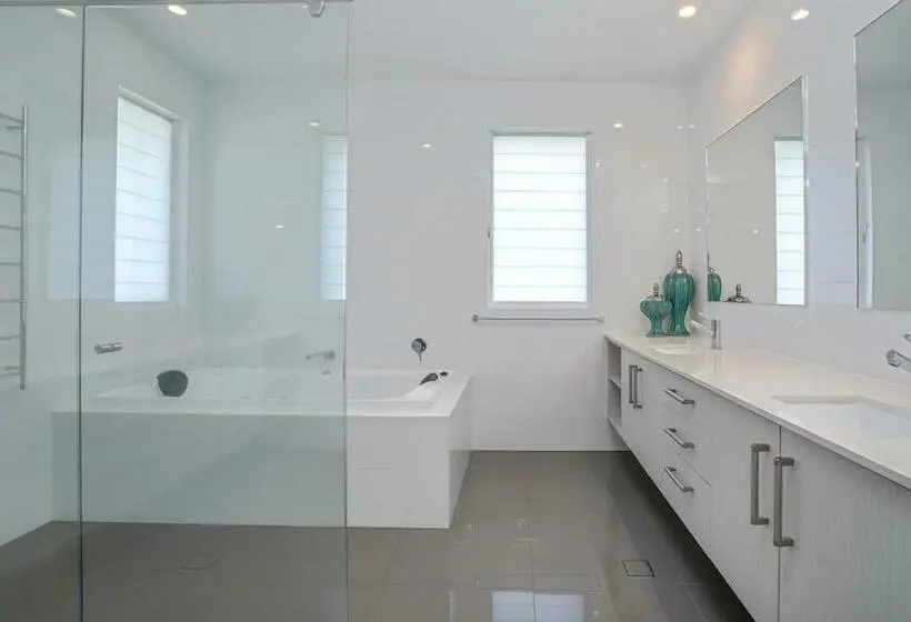 آپارتمان دلوکس 3 خوابه, Bujerum Apartments On Burleigh
