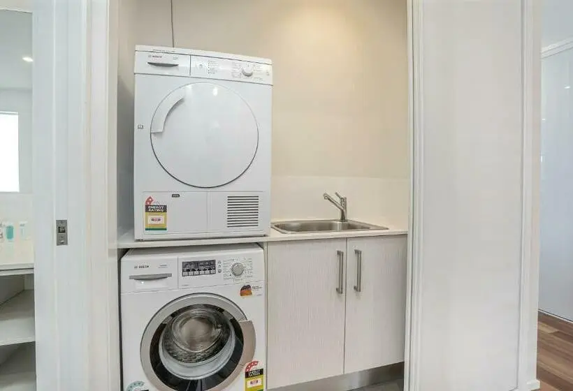 آپارتمان دلوکس 3 خوابه, Bujerum Apartments On Burleigh