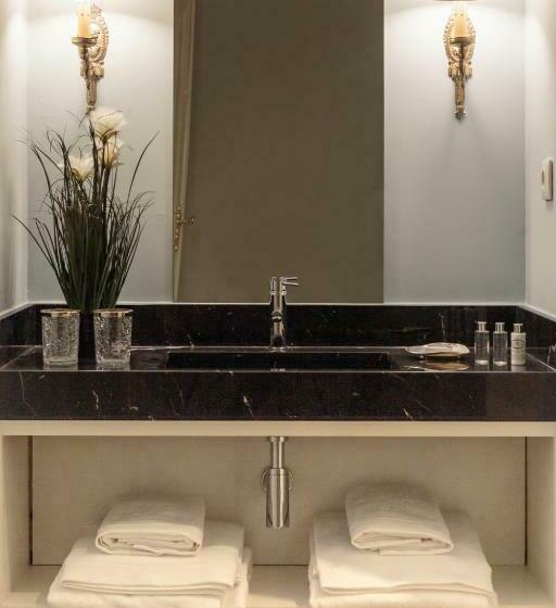 带河湖景观的套房, Dear Lisbon  Palace Chiado Suites