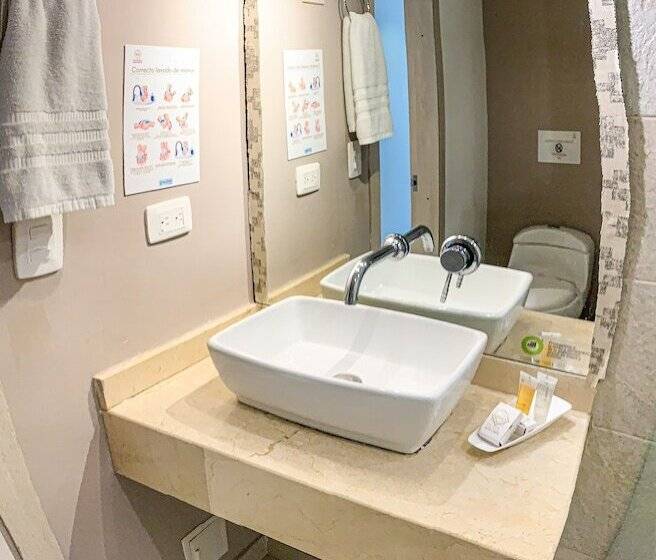 Номер Стандарт Трехместный, 1525 By Geh Suites