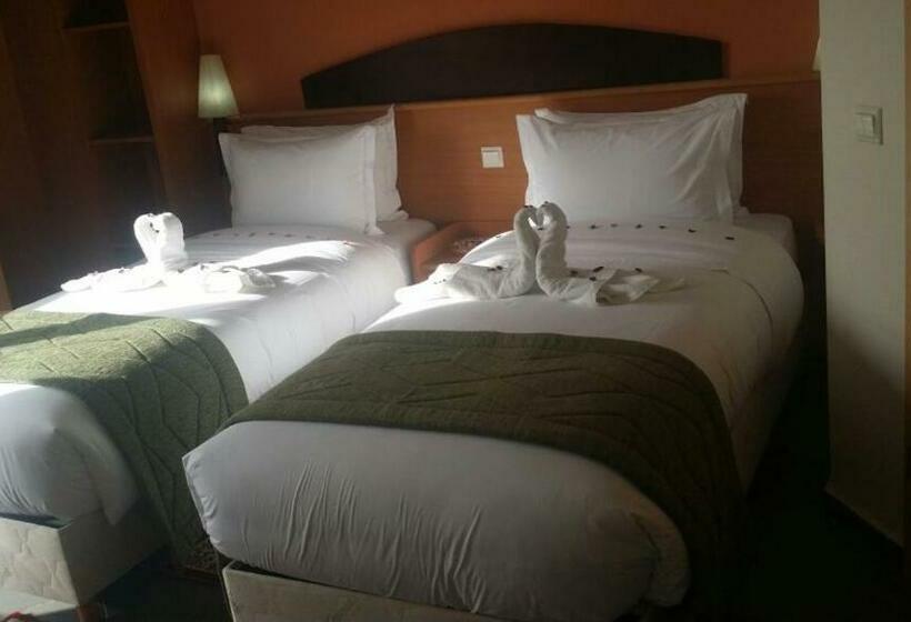 اتاق استاندارد با بالکن, Arena Fes