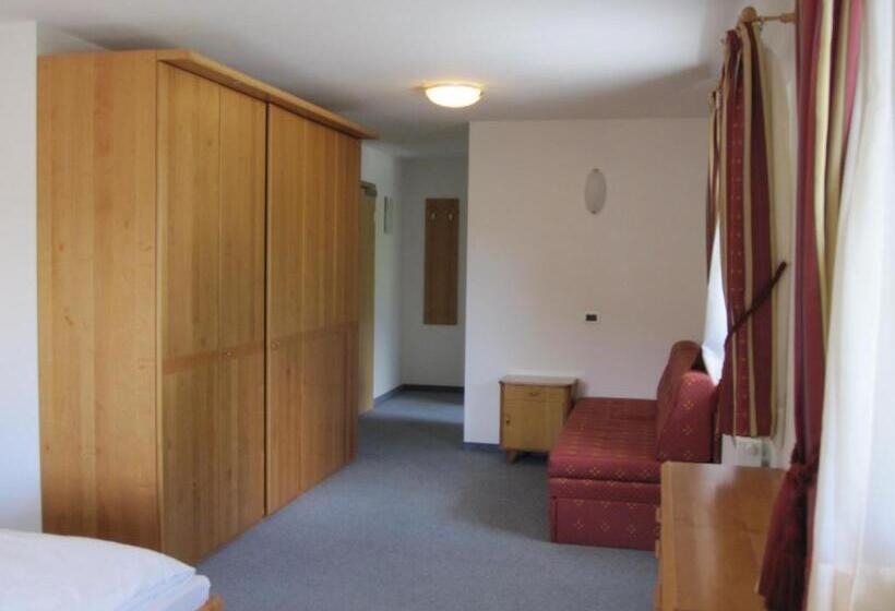 Трехместный Номер Superior, Borest