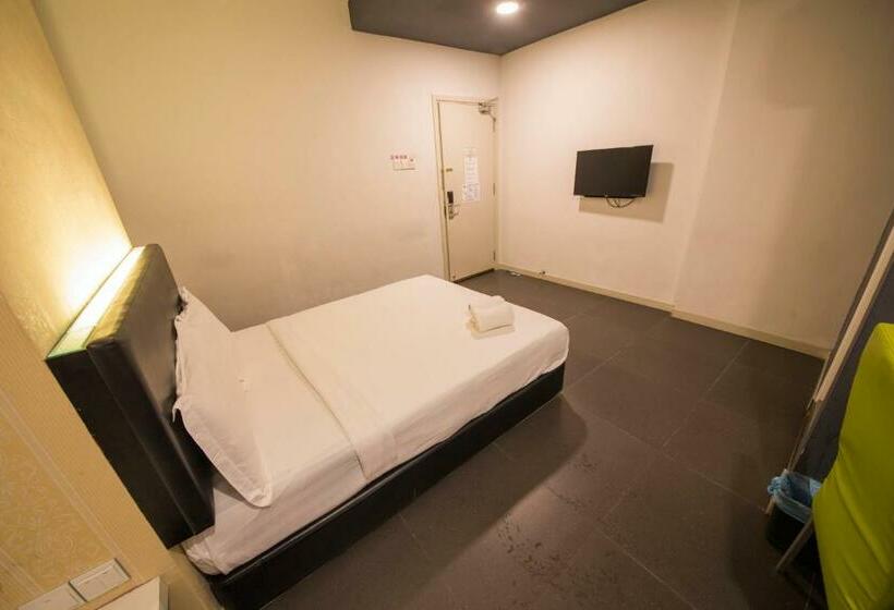 اتاق اجرایی, B&s Boutique